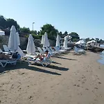 Nova Beach Hotel